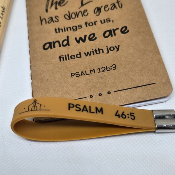 NEW INSPIRATIONAL FAITH CANVAS POUCH, NOTEPAD, PEN, BOOKMARK & KEYCHAIN GIFT SET - Picture 5 of 10